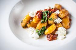 The image for FRIENDS of ITALY - European Countries and the Italian Cuisine: ENGLAND